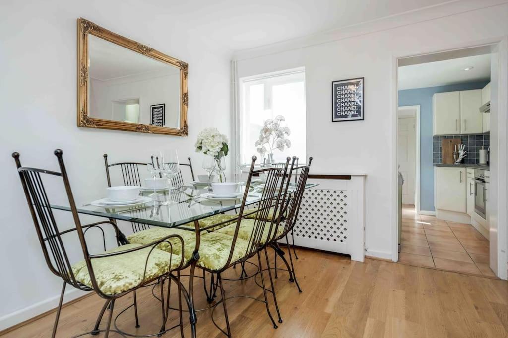 Stunning Victorian 3 Bed House Hébergement de vacances